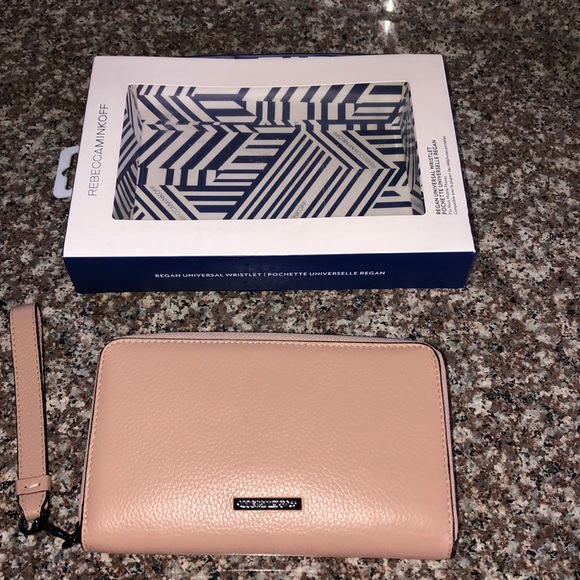 Rebecca Minkoff Handbags - Rebecca Minkoff wristlet